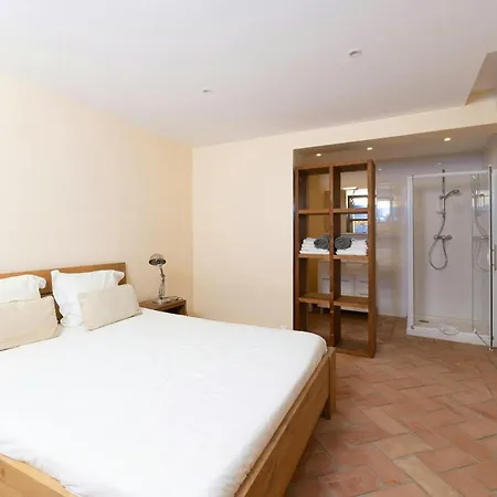 Bastide With Panoramic Views Of Saint-tropez بيت للعطل