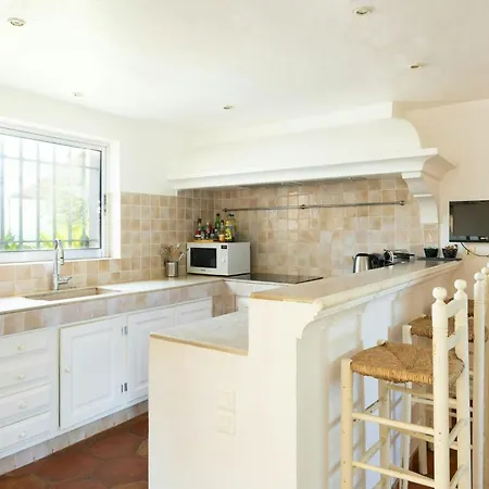 Bastide With Panoramic Views Of Saint-tropez Sainte-Maxime