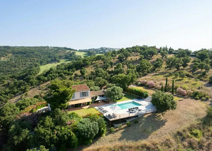 Bastide With Panoramic Views Of Saint-tropez *